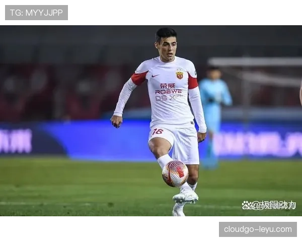 上海海港迎奥斯卡核心回归，阵容升级状态回暖全力冲击冠军