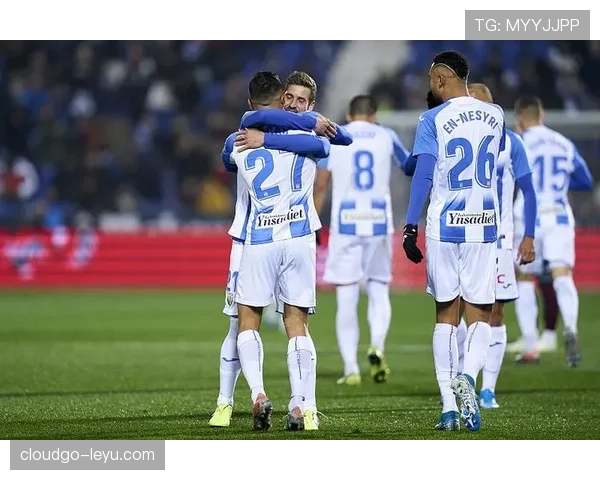 黄义助状态回暖领衔韩国队锋线，助力球队全力争胜