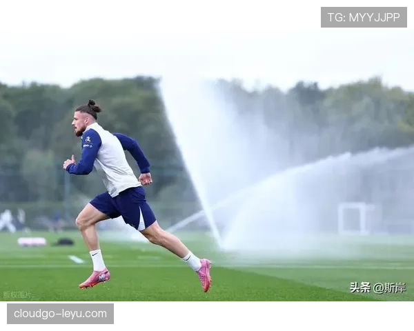 热刺新援状态回暖，争冠希望重燃