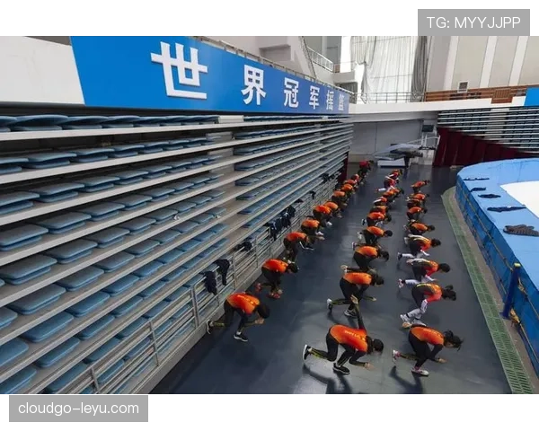 Griezmann 训练状态积极,展现出强烈的冠军气质与竞争力增强 Griezmann 训练状态积极,展现出强烈的冠军气质与竞争力增强