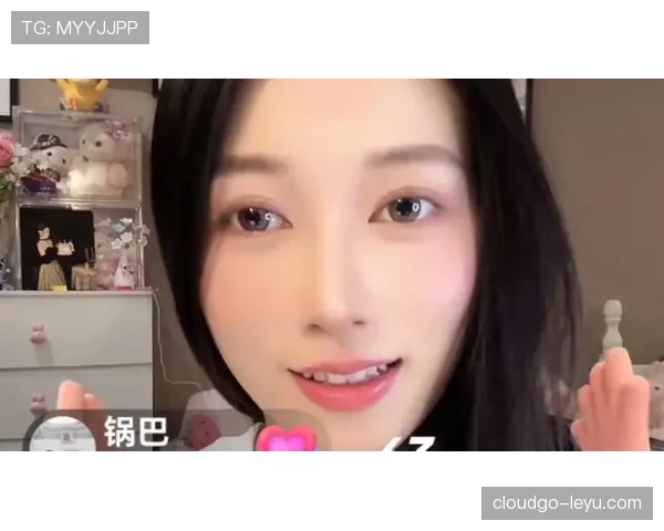 吴柳芳退役后开销这么大？刷到她直播带货那刻我愣了